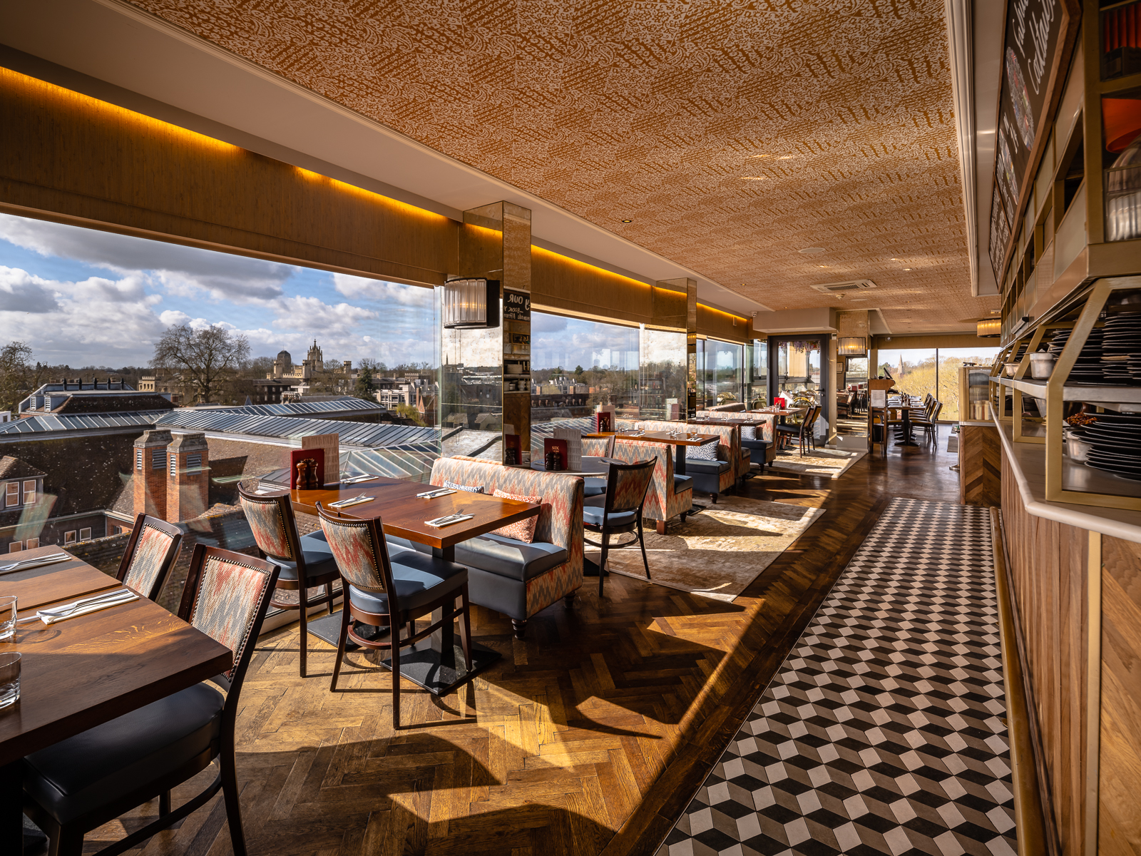 c Paul Winch-Furness – Photographer